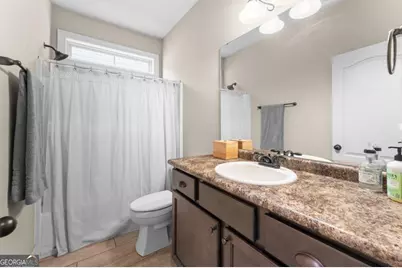 161 Laguna Way, Savannah, GA 31405 - Photo 9