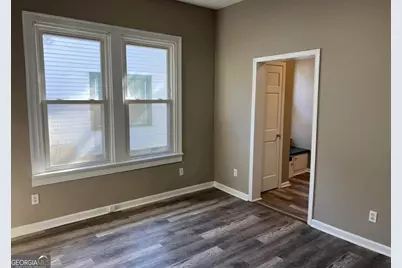 319 E Broadway Street, Griffin, GA 30223 - Photo 7