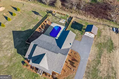 167 Grant Drive, Lavonia, GA 30553 - Photo 3