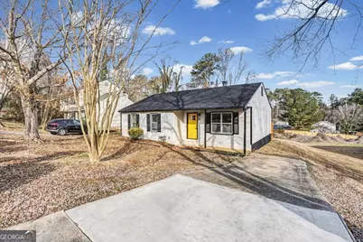 3475 Meadowlane Place SW, Atlanta, GA 30331 - Photo 23