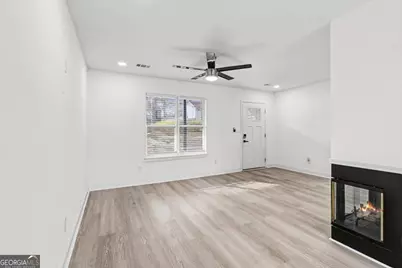 3475 Meadowlane Place SW, Atlanta, GA 30331 - Photo 11