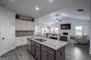 284 Meeler Cir, Bogart, GA 30622 - Photo 15