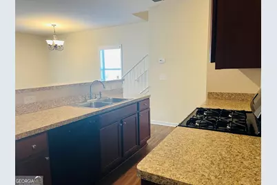 233 Bobbie Way, Woodstock, GA 30189 - Photo 7