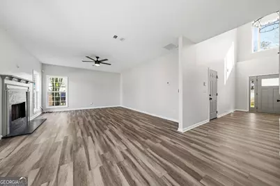 300 Emerald Way, Senoia, GA 30276 - Photo 15