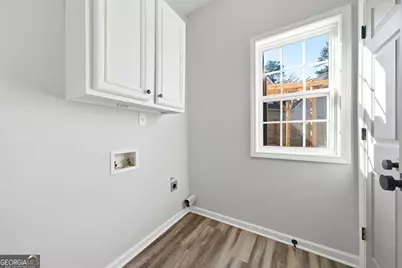 300 Emerald Way, Senoia, GA 30276 - Photo 9