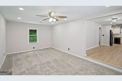 5160 W Chapel Hill Rd, Douglasville, GA 30135 - Photo 5