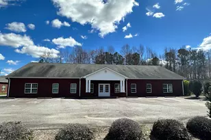 135 Midway Crossing, Cornelia, GA 30531 - Photo 1