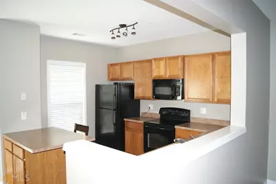 2754 Deerwood Lane, Atlanta, GA 30331 - Photo 5