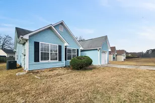 5855 Creekside Dr, Rex, GA 30273 - Photo 3