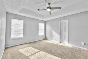 5855 Creekside Dr, Rex, GA 30273 - Photo 9