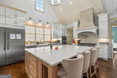 4250 Summit Drive, Marietta, GA 30068 - Photo 23