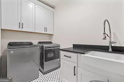 4250 Summit Drive, Marietta, GA 30068 - Photo 59