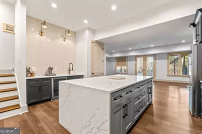 4250 Summit Drive, Marietta, GA 30068 - Photo 5