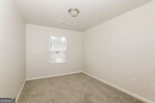 2565 Wood Bend Ln, Riverdale, GA 30296 - Photo 9