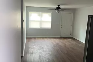 2721 Wolfe St, Brunswick, GA 31520 - Photo 7