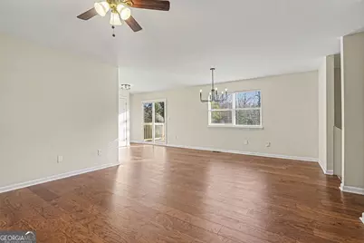 615 Mincey Court, Stone Mountain, GA 30087 - Photo 3