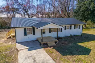 298 Faulkner St, Cleveland, GA 30528 - Photo 3