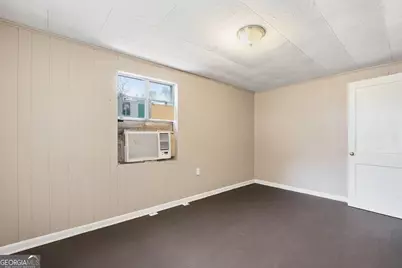 48 Horton Street, Winder, GA 30680 - Photo 7