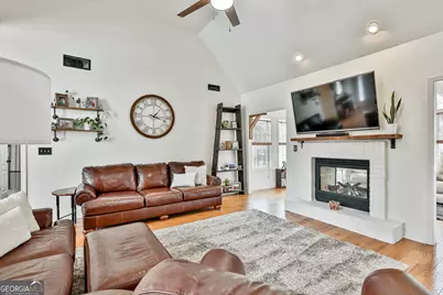 140 Wentworth Way, Newnan, GA 30265 - Photo 15