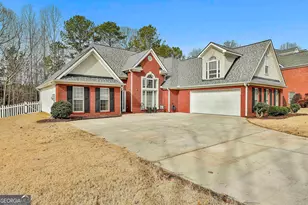 140 Wentworth Way, Newnan, GA 30265 - Photo 5