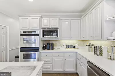 1121 Hiddenbrook Lane, Suwanee, GA 30024 - Photo 15