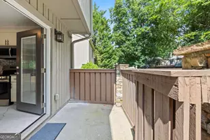 1260 Druid Knoll Dr NE, Brookhaven, GA 30319 - Photo 11