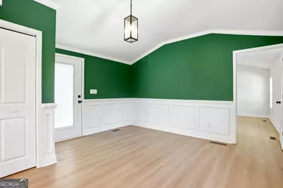 127 Perry Street, Loganville, GA 30052 - Photo 5