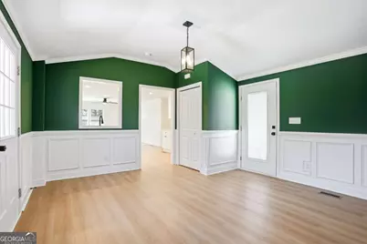 127 Perry Street, Loganville, GA 30052 - Photo 3