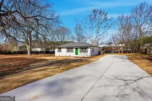 127 Perry St, Loganville, GA 30052 - Photo 1