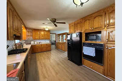 102 Hemlock Street, Warner Robins, GA 31093 - Photo 11