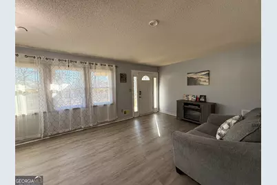 102 Hemlock Street, Warner Robins, GA 31093 - Photo 5