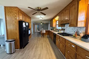 102 Hemlock St, Warner Robins, GA 31093 - Photo 27