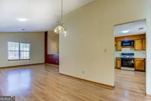 290 Lori Ln, Riverdale, GA 30296 - Photo 13