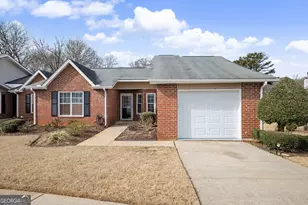 130 Cornwallis Way, Fayetteville, GA 30214 - Photo 1