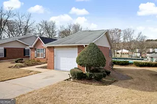 130 Cornwallis Way, Fayetteville, GA 30214 - Photo 3