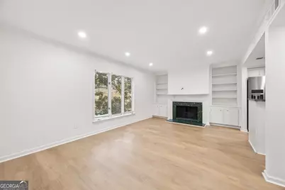 22 Ivy Parkway NE, Atlanta, GA 30342 - Photo 3