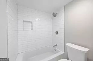 22 Ivy Pkwy NE, Atlanta, GA 30342 - Photo 27