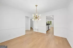 22 Ivy Pkwy NE, Atlanta, GA 30342 - Photo 11