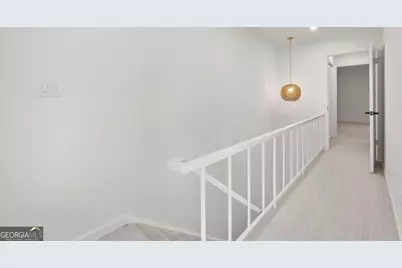 22 Ivy Parkway NE, Atlanta, GA 30342 - Photo 21