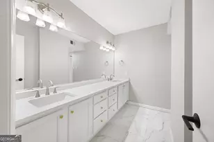 22 Ivy Pkwy NE, Atlanta, GA 30342 - Photo 25