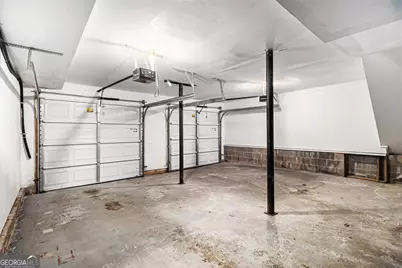 1169 Oaks Place, Stone Mountain, GA 30083 - Photo 19