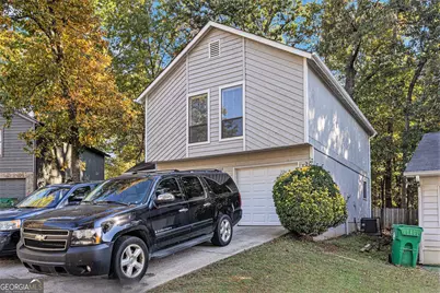 1169 Oaks Place, Stone Mountain, GA 30083 - Photo 3