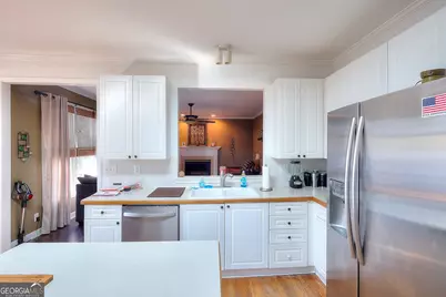 2265 Amberbrook Lane, Grayson, GA 30017 - Photo 9