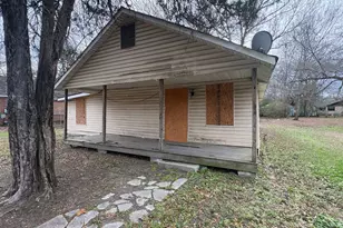 1027 Winston Rd, Columbus, GA 31903 - Photo 3