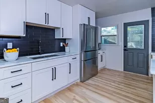 3807 Greenhill Dr, Chamblee, GA 30341 - Photo 11