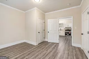 341 Main St, Griffin, GA 30223 - Photo 11