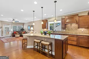 1031 Creekwood Pl, Greensboro, GA 30642 - Photo 9