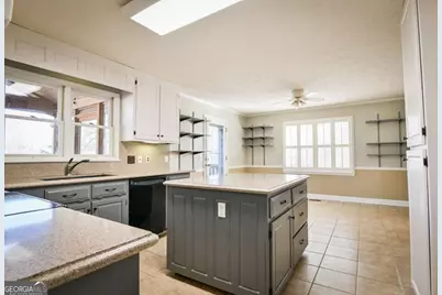 1010 Charles Court, Statham, GA 30666 - Photo 15