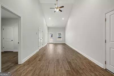 110 Lenox Circle, Lagrange, GA 30241 - Photo 9