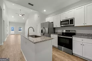 110 Lenox Cir, Lagrange, GA 30241 - Photo 3